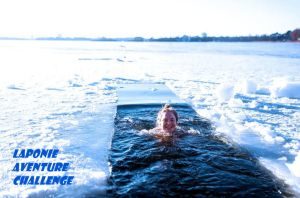 laponie finlande immersion bain baignade lac gele glace hiver